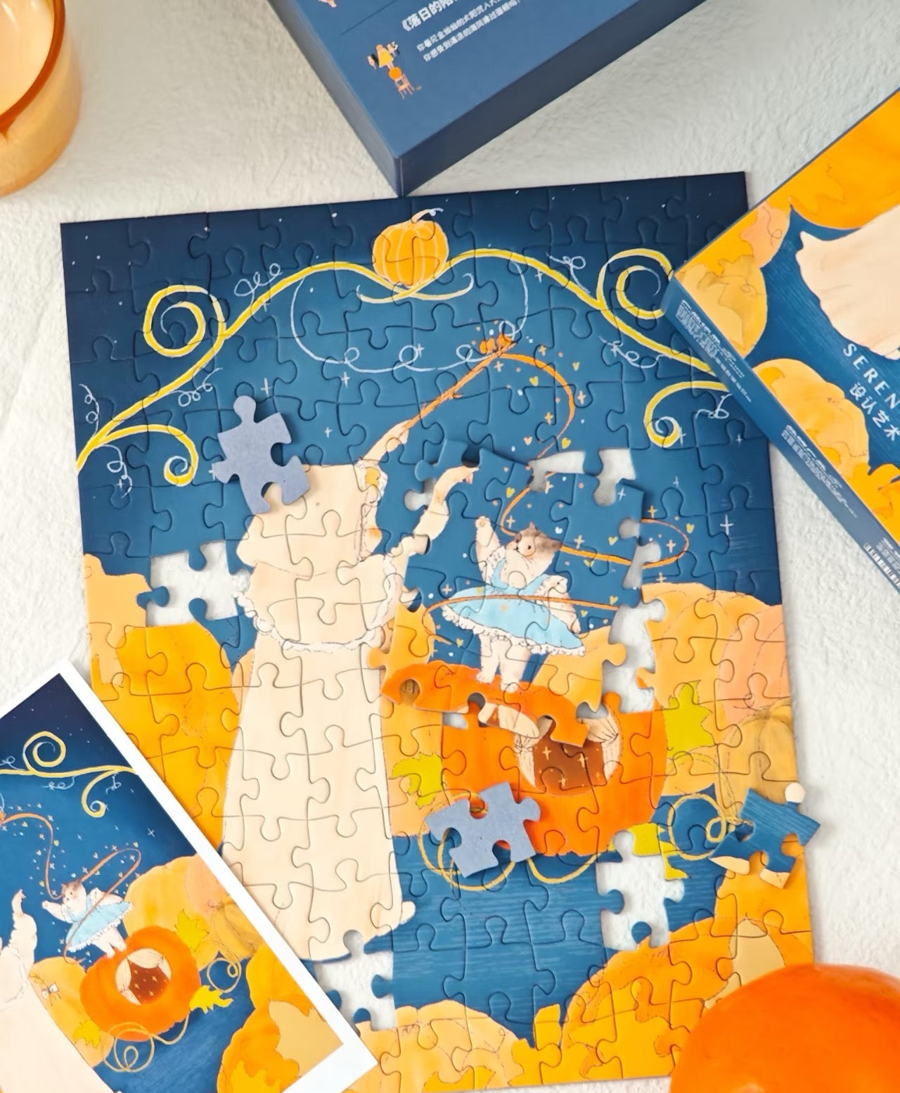 Pumpkin Girl - Under 500 Pieces