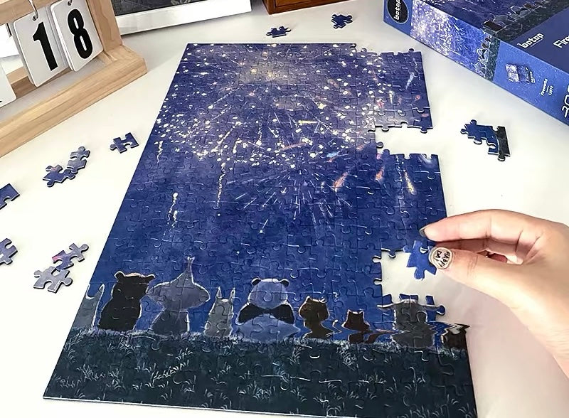 Fireworks 300-Piece Jigsaw Puzzle – Premium Dutch Black Cardboard, Glitter Finish